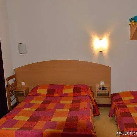 De Lyon Hotel 2*