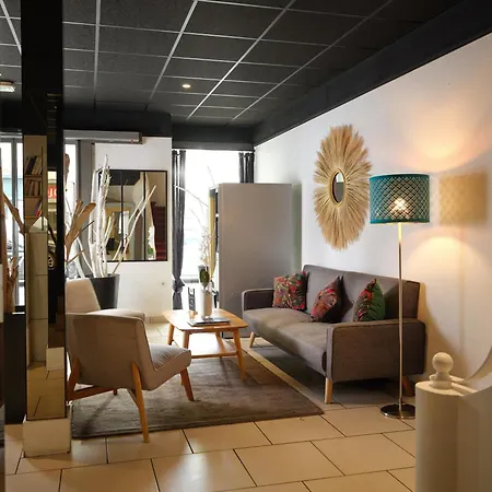 De Lyon Hotel 2*