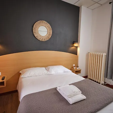 De Lyon Hotell 2*