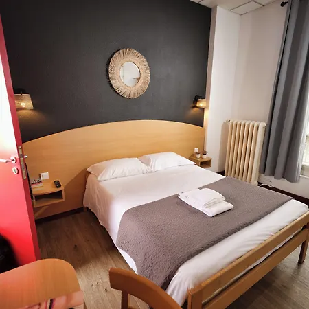 Hotel De Lyon 2*